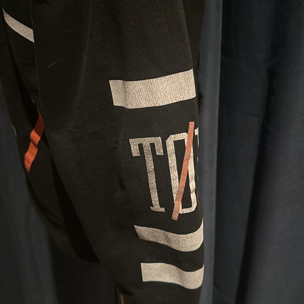 ⭐️SALE⭐️ Twenty One Pilots Black Hooded Sweatshirt Size Small - Picture 7 of 10
